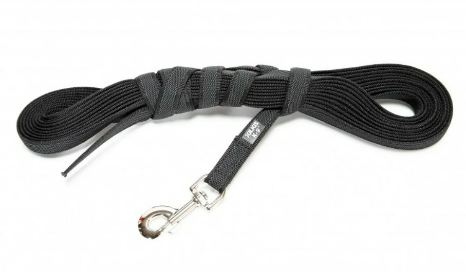 Julius K9 Laisse Longue Noire Caoutchoutée Avec Poignée Pour Chiens 4 Julius K9 Laisse Longue Noire Caoutchoutée Avec Poignée Pour Chiens – Image 2